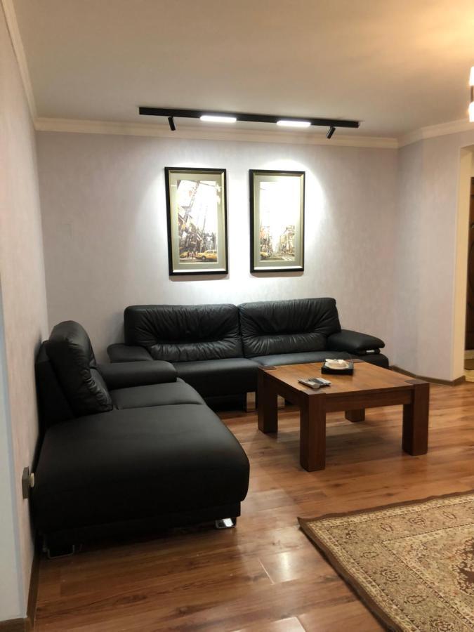 Stylish Apartments In The Heart Of The City! Tasjkent Exteriör bild