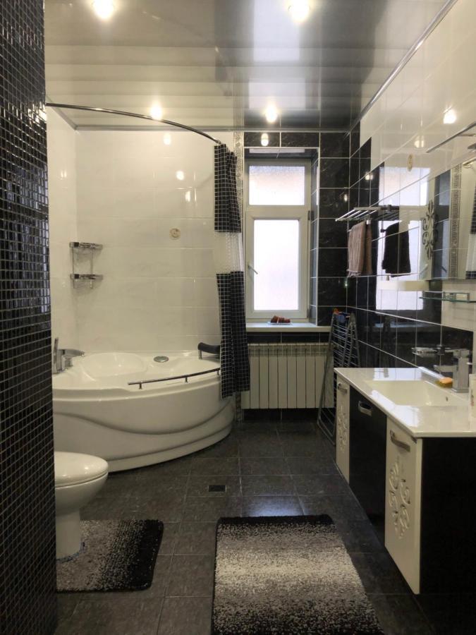 Stylish Apartments In The Heart Of The City! Tasjkent Exteriör bild