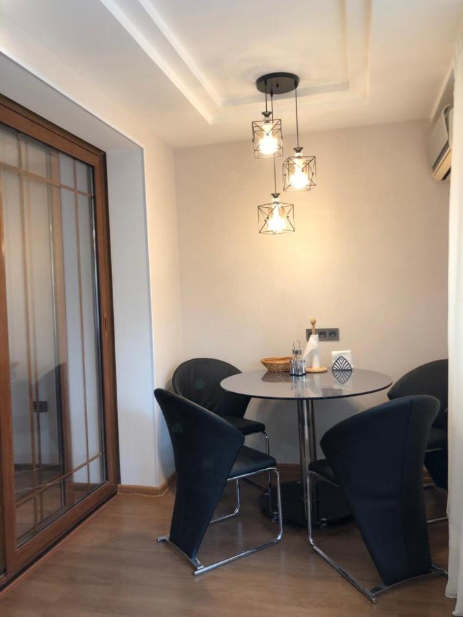 Stylish Apartments In The Heart Of The City! Tasjkent Exteriör bild